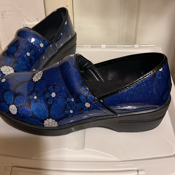 Savvy nurses shoes size 7.5 - Picture 3 of 4